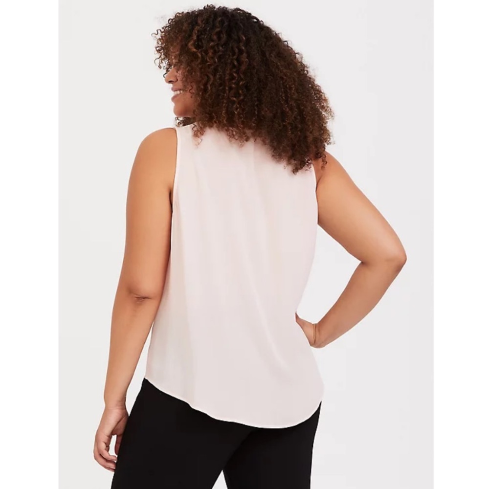 Torrid Peach Pleated Georgette Sleeveless Blouse Tank Top Plus Size 5X - Picture 4 of 13